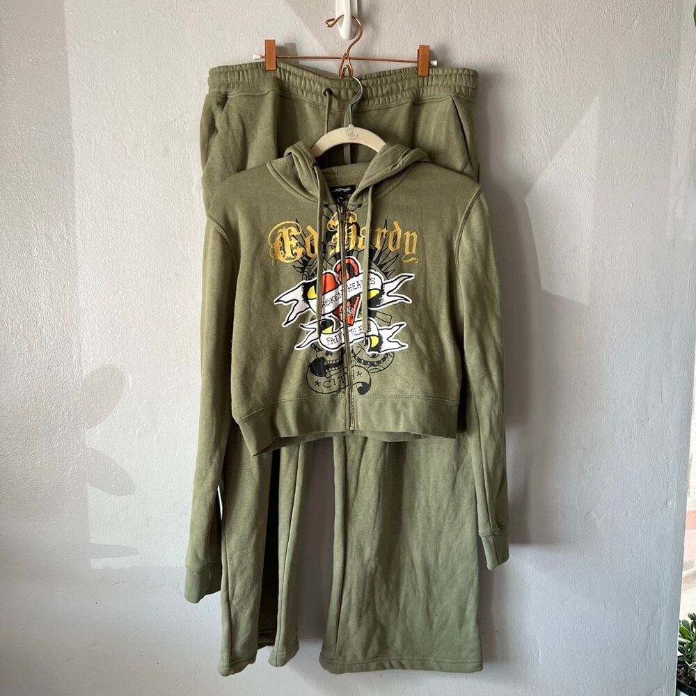 Ed Hardy two-piece zip-up hoodie and sweatpants set featuring Y2K-style tattoo g